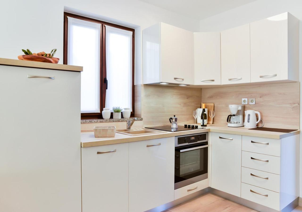 Apartments Villa Rosi Umag Ngoại thất bức ảnh