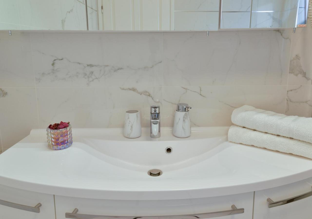 Apartments Villa Rosi Umag Ngoại thất bức ảnh