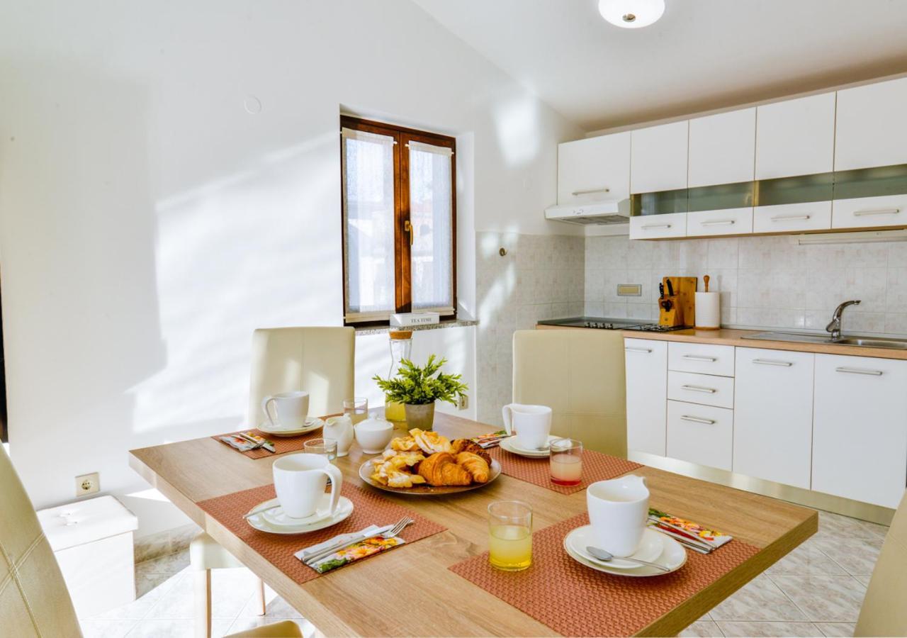 Apartments Villa Rosi Umag Ngoại thất bức ảnh