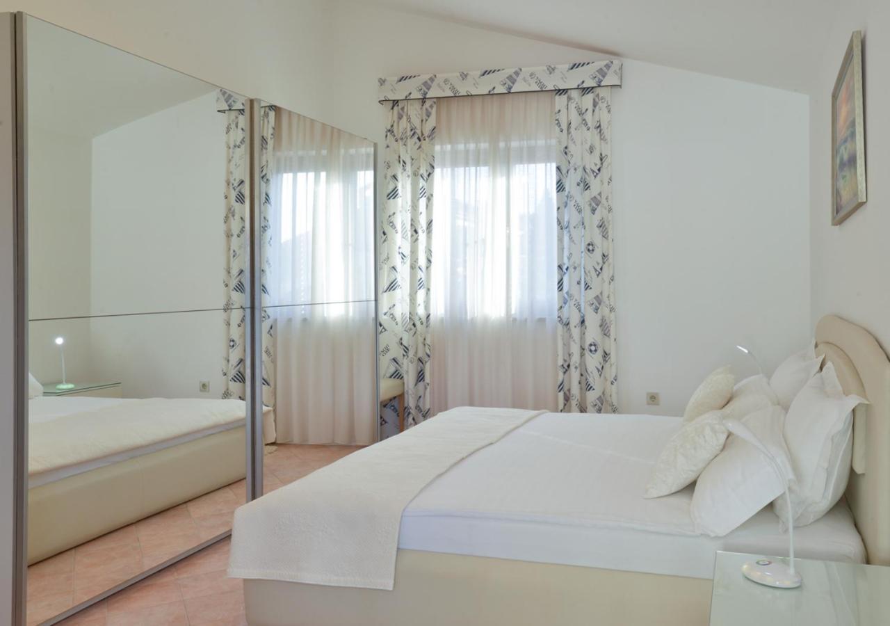 Apartments Villa Rosi Umag Ngoại thất bức ảnh